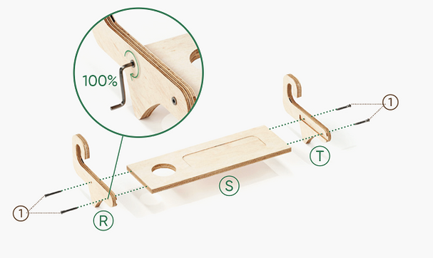 Τρίγωνη σκάλα με προσθήκη τέχνης